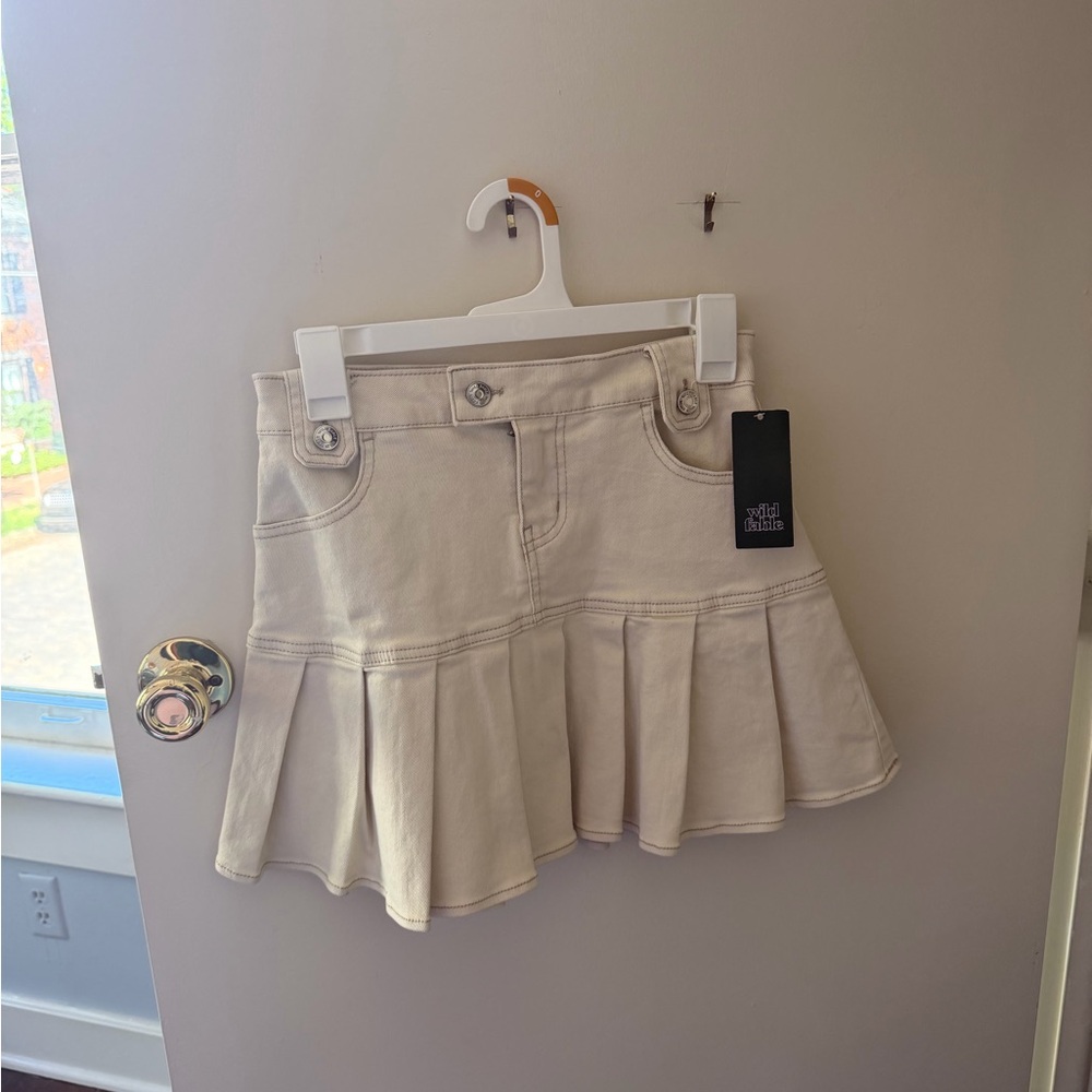 New denim Pleated Cream Mini Skirt